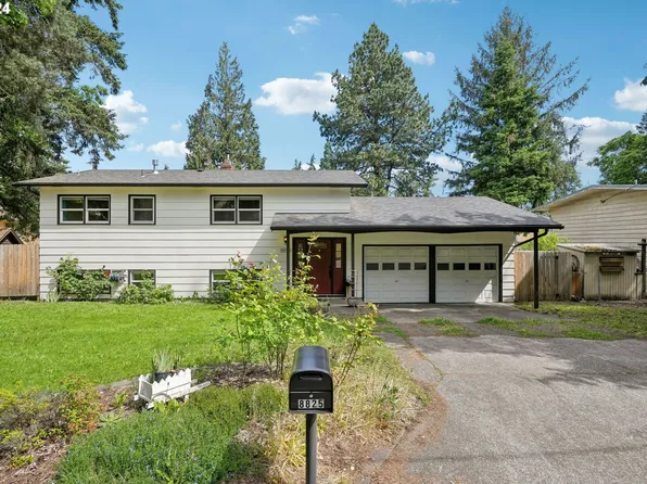 8825 SE Regents Dr, Milwaukie, OR 97222