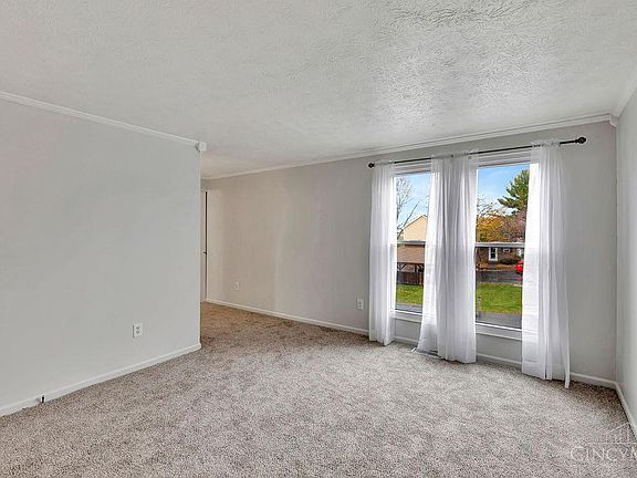 5th image of 6384 Amber Ct