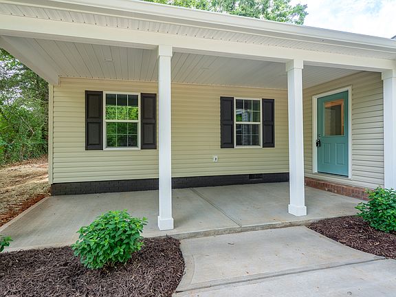 2nd image of 185 Garden Ln