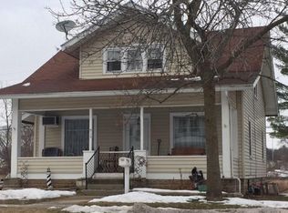 915 W Wisconsin St, Portage, WI 53901