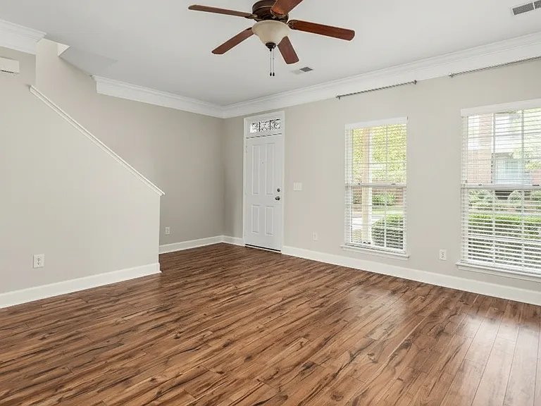 8258 Persia Way — Photo 5