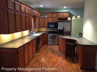 1015 S Ellis Ave, Wichita, KS 67211