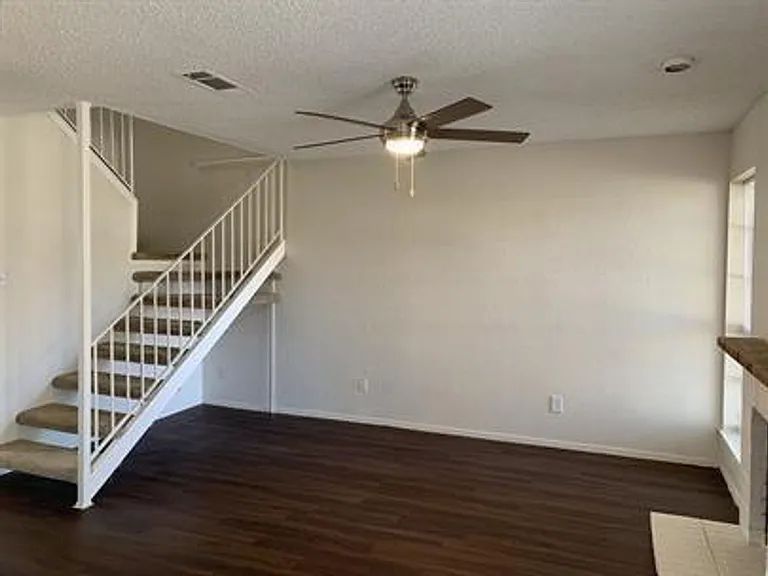 2739 Patricia Ln #2739 — Photo 10