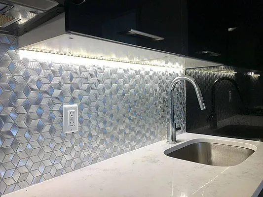 Rented by City Vista Inc | media 27