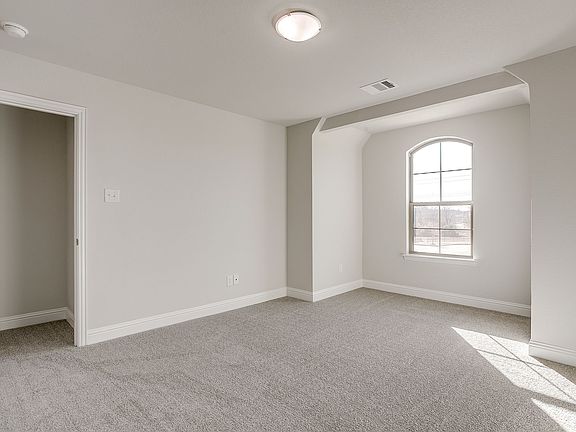5th image of 6914 Yellow Hammer Way