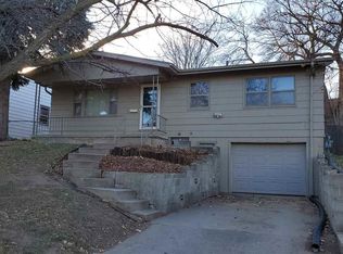 2413 S Patterson St, Sioux City, IA 51106
