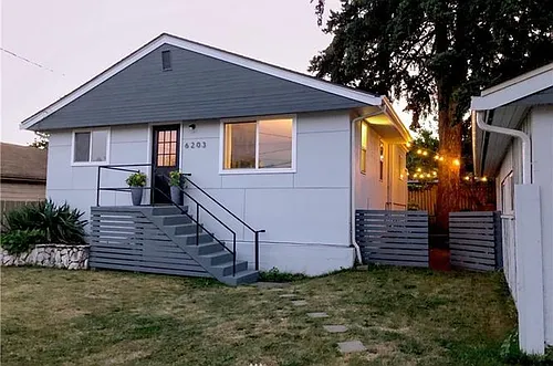 6203 46th Ave S Photo 1