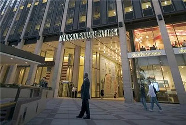 Rented by Oxford Property Group | media 52