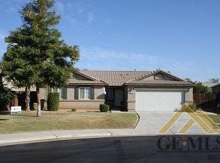 12108 Quiet Pasture Dr, Bakersfield, CA 93312