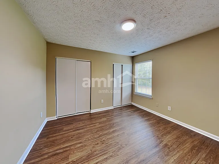 1394 Ivey Pointe Dr — Photo 14