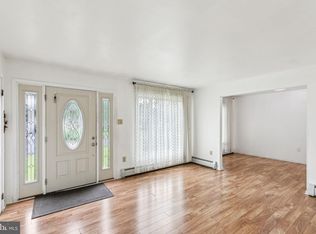3 Karok Ln, Browns Mills, NJ 08015