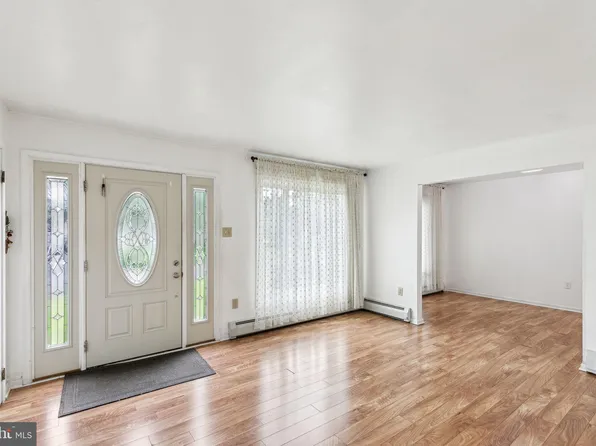 3 Karok Ln, Browns Mills, NJ 08015