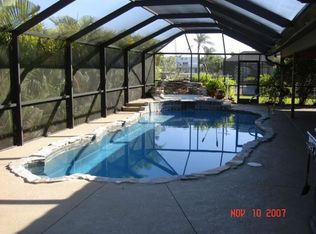 2111 SE 25th Ln, Cape Coral, FL 33904