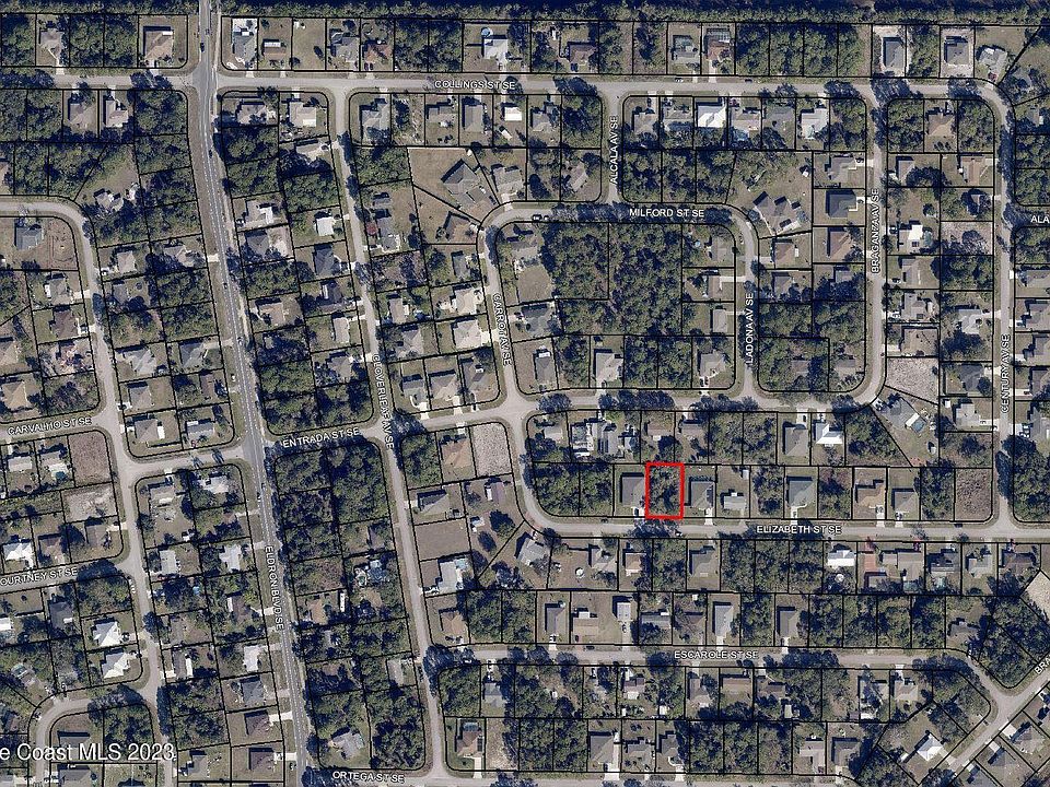 2nd image of 541 Elizabeth St SE