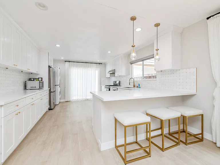18 Norton St — Photo 7