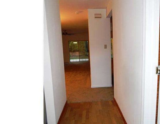 3rd image of 428 Westridge Dr