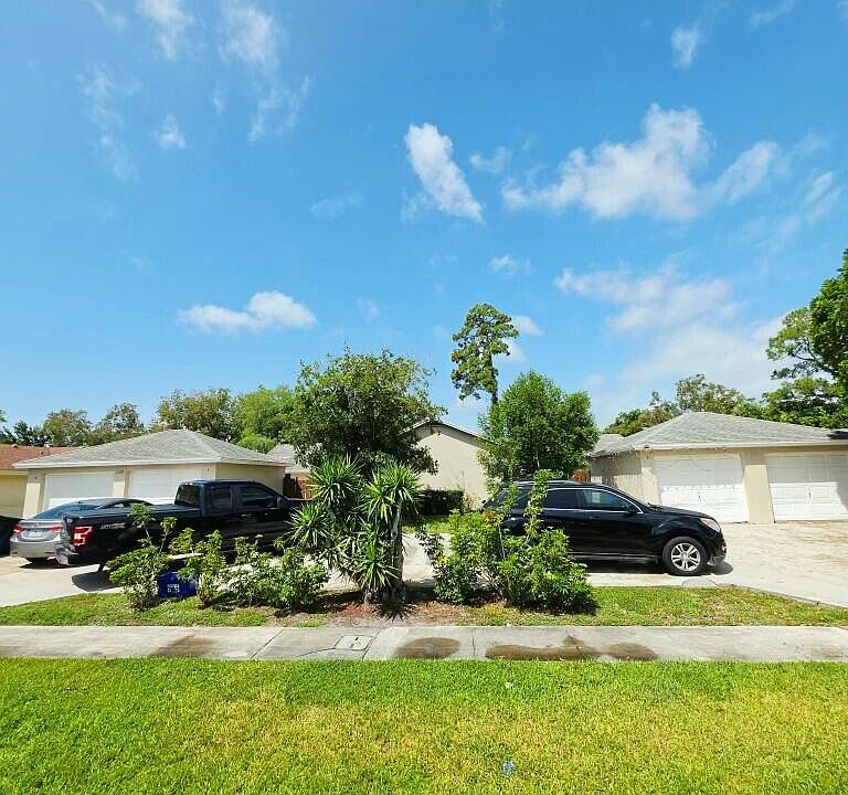 1st image of 1157 Hyacinth Place
