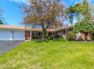 7 Juliet Ct, Old Bridge, NJ 08857