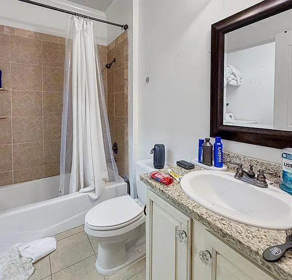 820 12th Ave E #206 — Photo 5