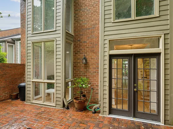 68 Willow Gln #68, Atlanta, GA 30342