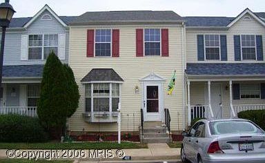 1st image of 413 Mayfair Pl