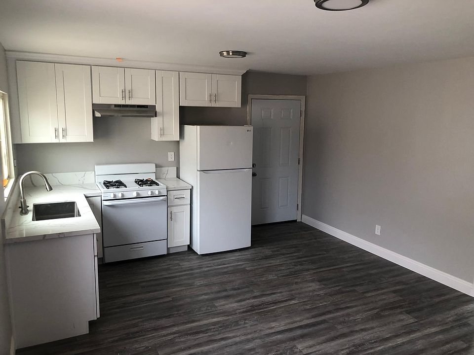 1st image of 4776 1/2 Trojan Ave