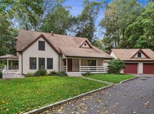 186 Mills Rd, North Salem, NY 10560