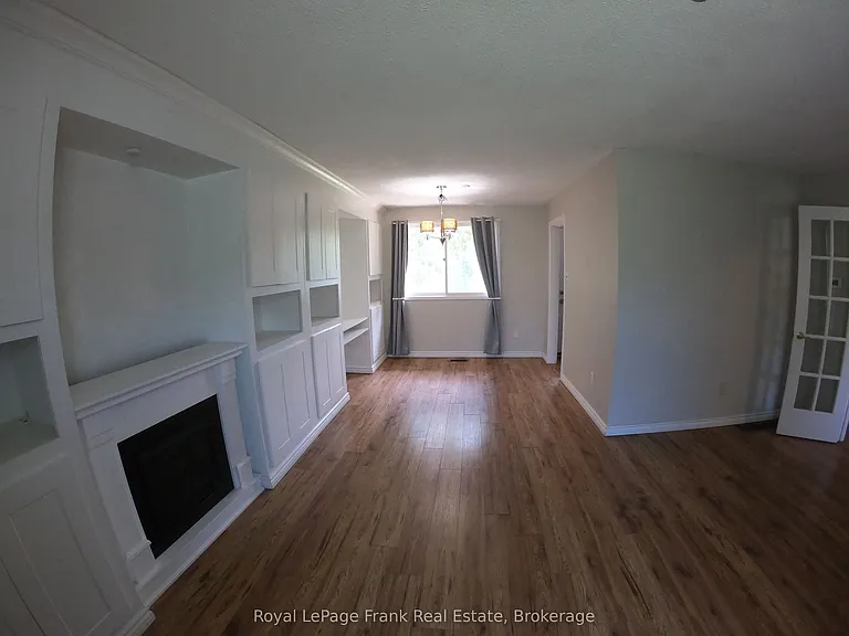 1167 Weller St #MAIN FLOOR — Photo 10