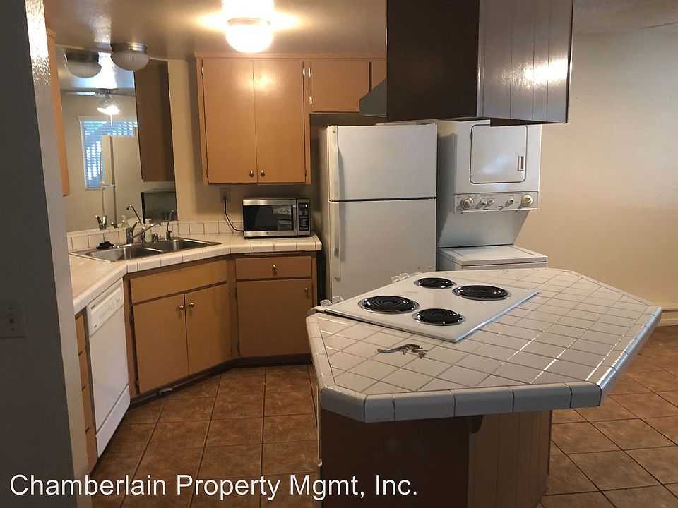 2nd image of 155 Rosebay Dr APT 21