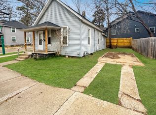 1003 Logan St SE, Grand Rapids, MI 49506