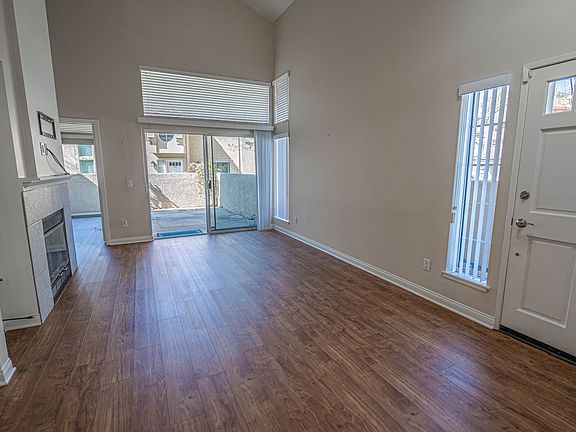 2nd image of 23926 Arroyo Park Dr Unit 124