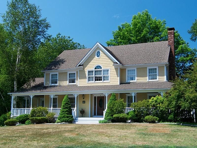 Light and Bright Colonial