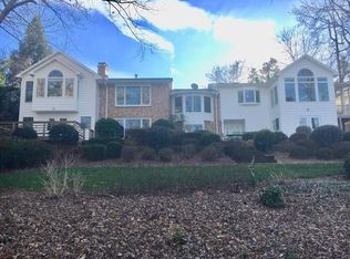216 Strawberry Ln, Clemson, SC 29631