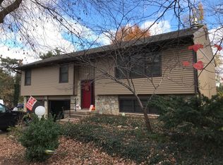 2104 Farmingdale Ct, Manhattan, KS 66503
