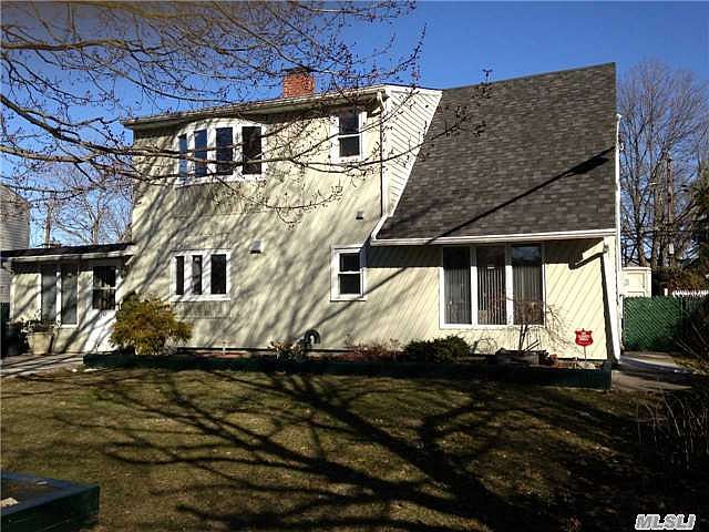 1st image of 142 Twin Ln N