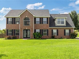 9394 Deer Crossing Dr, Jonesboro, GA 30236