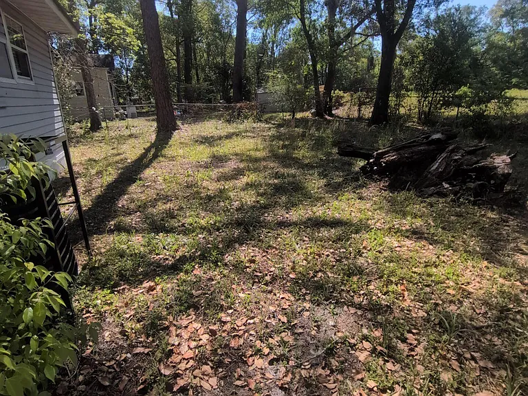2092 Benedict Rd — Photo 16
