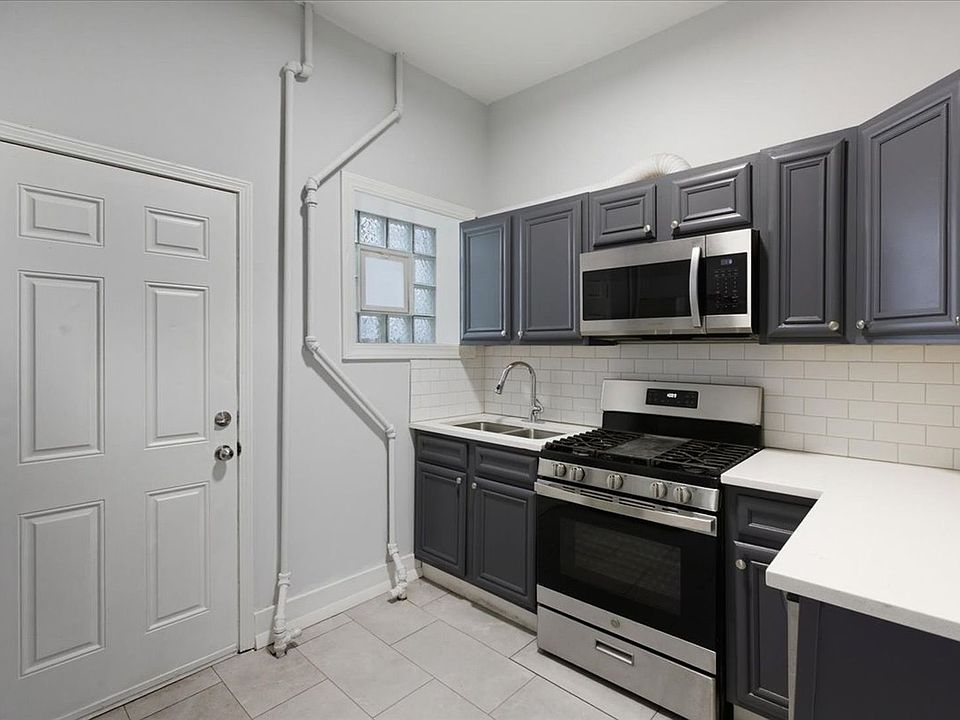 1st image of 2553 N Kildare Ave #2