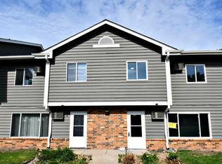 700 W Village Rd APT 108, Chanhassen, MN 55317