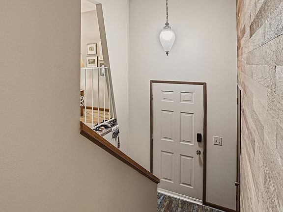 3rd image of 2626 S Vercler Rd