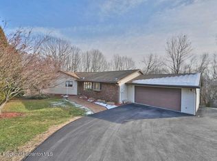 11 James Way, Archbald, PA 18403
