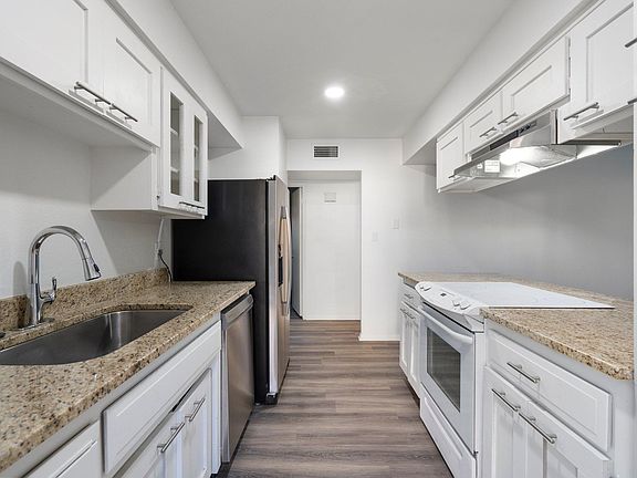 4th image of 406 W Santa Cruz Dr