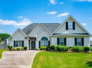 219 Turtle Cv, Carrollton, GA 30116