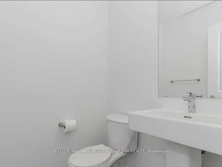 1579 Midland Ave — Photo 13