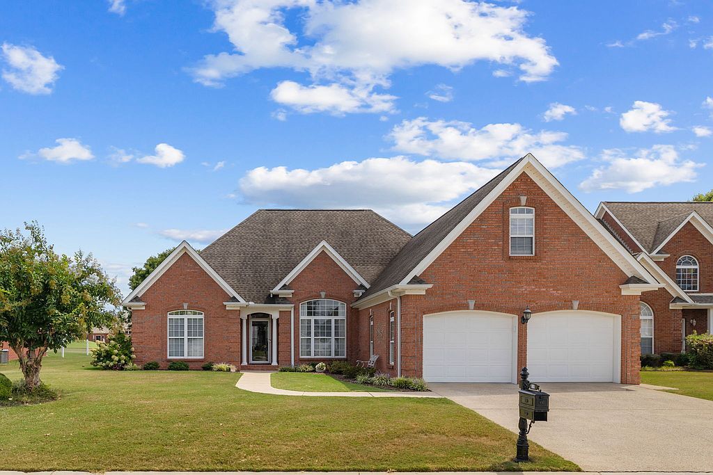 109 Blackberry Trl - Property Image