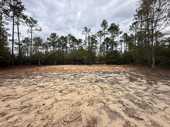 2nd image of 54 Sundance Rd