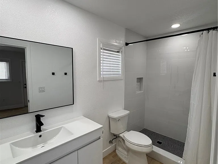 15965 Coral St — Photo 15