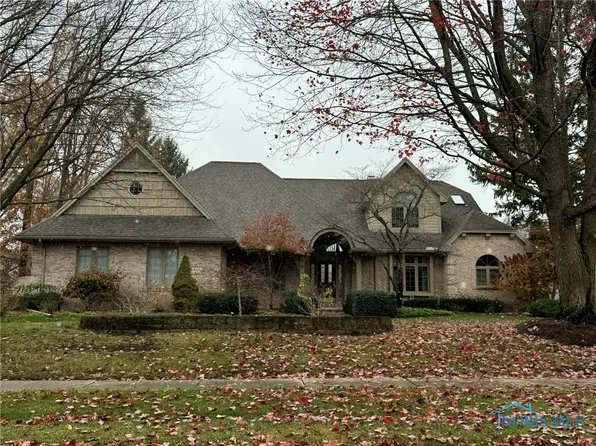 612 Troon Rd, Holland, OH 43528