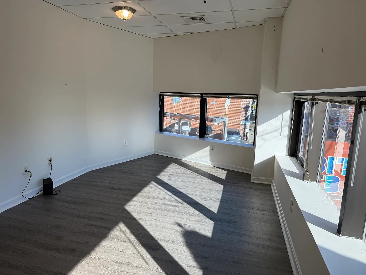 2 bed, 900 sqft, $2,450 — Photo 4