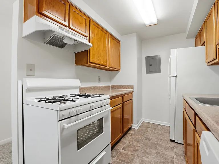 Westgate Apts & Townhouses LP — Photo 54